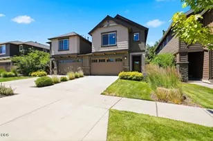 63195 Black Powder Ln, Bend, OR 97701 - Photo 2