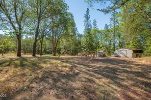 539 Roan Dr, Grants Pass, OR 97526 - Photo 30