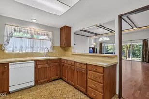 539 Roan Dr, Grants Pass, OR 97526 - Photo 14