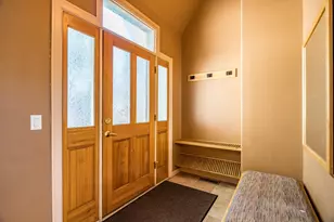 57074 Peppermill Cir, Sunriver, OR 97707 - Photo 4