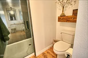 2162 Happy Valley Dr, Medford, OR 97501 - Photo 20