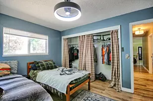 2162 Happy Valley Dr, Medford, OR 97501 - Photo 26