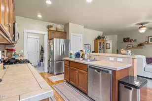 2644 Southwest 50th Street, Redmond, OR 97756 - Photo 14