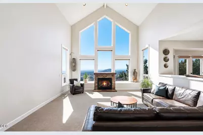 1019 NW Hale Court, Bend, OR 97703 - Photo 12