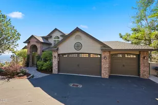 1019 NW Hale Ct, Bend, OR 97703 - Photo 6