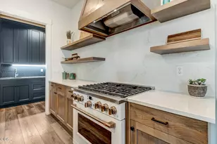 1931 NW Fields St, Bend, OR 97703 - Photo 20