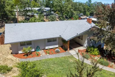 340 Miner Way, Jacksonville, OR 97530 - Photo 32