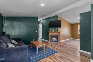 97 SE J St, Madras, OR 97741 - Photo 6