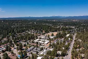 1527 NW Juniper St, Bend, OR 97703 - Photo 30