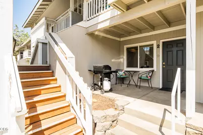 1527 NW Juniper Street #APT 2, Bend, OR 97703 - Photo 2