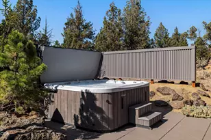 1489 NW Puccoon Ct, Bend, OR 97703 - Photo 46