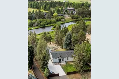 20007 Beaver Lane, Bend, OR 97703 - Photo 46