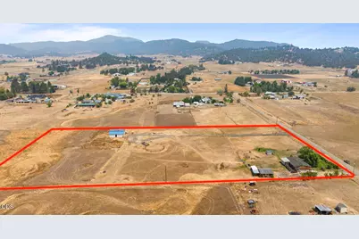 14525 Natoma Avenue, White City, OR 97503 - Photo 2