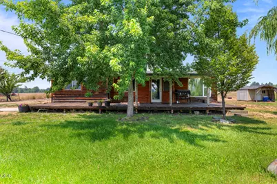 14525 Natoma Avenue, White City, OR 97503 - Photo 1