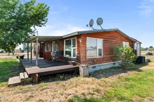 14525 Natoma Ave, White City, OR 97503 - Photo 16