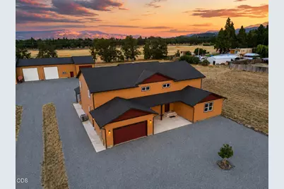 1213 Casino Road, Medford, OR 97501 - Photo 6