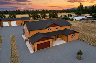1213 Casino Rd, Medford, OR 97501 - Photo 6