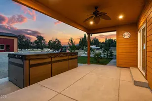 1213 Casino Rd, Medford, OR 97501 - Photo 8
