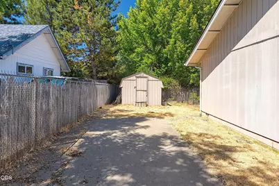 1609 Leonard Road, Grants Pass, OR 97527 - Photo 36