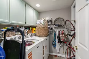 426 Chestnut St, Ashland, OR 97520 - Photo 24