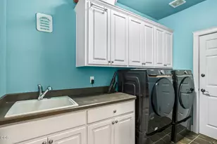 796 SE Briarwood Ct, Bend, OR 97702 - Photo 26