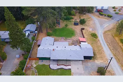 388 Genverna Glen, Grants Pass, OR 97527 - Photo 46