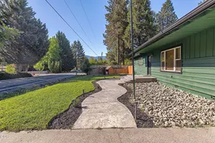 388 Genverna Glen, Grants Pass, OR 97527 - Photo 8