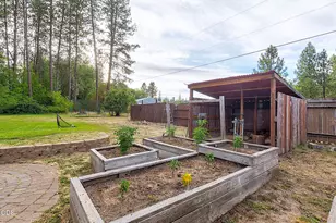 388 Genverna Glen, Grants Pass, OR 97527 - Photo 34