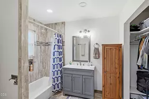 388 Genverna Glen, Grants Pass, OR 97527 - Photo 22