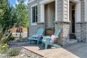 20867 SE Sunniberg Ln, Bend, OR 97702 - Photo 4