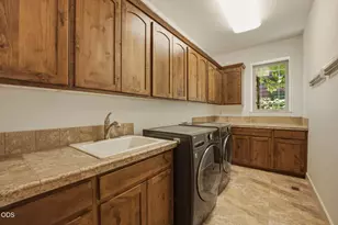 1299 NW Ogden Ave, Bend, OR 97703 - Photo 22