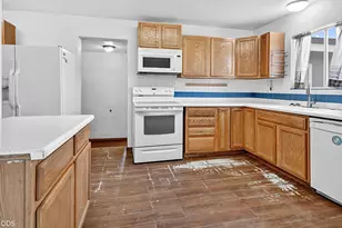 29277 Hwy 97 N, Chiloquin, OR 97624 - Photo 6