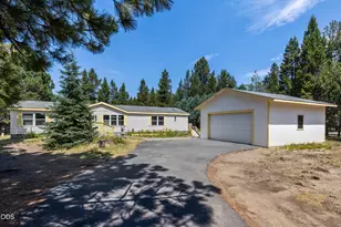 17472 Curlew Dr, Bend, OR 97707 - Photo 2