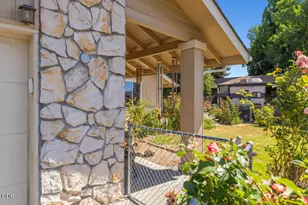 5265 Bartlett Ave, Klamath Falls, OR 97603 - Photo 4