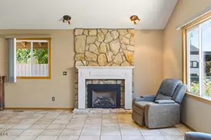 5265 Bartlett Ave, Klamath Falls, OR 97603 - Photo 18