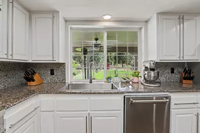 6575 Old Stage Road, Central Point, OR 97502 - Photo 10
