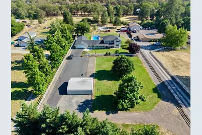 6575 Old Stage Road, Central Point, OR 97502 - Photo 52