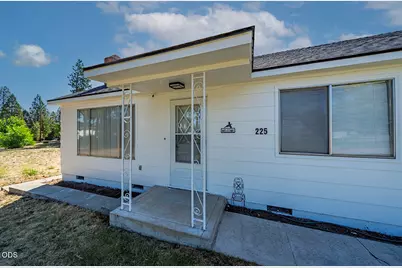 225 Cheryl Lane, Phoenix, OR 97535 - Photo 32