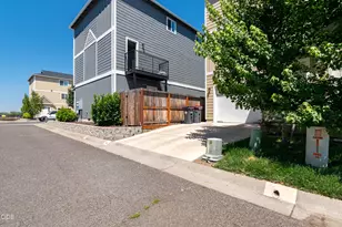 7810 Jacqueline Way, White City, OR 97503 - Photo 14