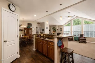1800 Lampman Rd, Gold Hill, OR 97525 - Photo 6