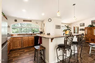 1800 Lampman Rd, Gold Hill, OR 97525 - Photo 12