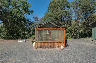 1800 Lampman Rd, Gold Hill, OR 97525 - Photo 50