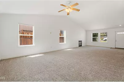 1950 SW 36th Street, Redmond, OR 97756 - Photo 6