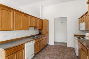 1950 SW 36th St, Redmond, OR 97756 - Photo 10