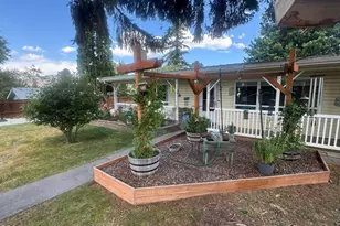 5215 Summit St, Klamath Falls, OR 97603 - Photo 2