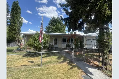 5215 Summit Street, Klamath Falls, OR 97603 - Photo 1