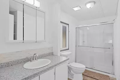 315 W Evans Creek Road #UNIT 6, Rogue River, OR 97537 - Photo 14