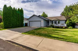21326 Starling Dr, Bend, OR 97701 - Photo 36