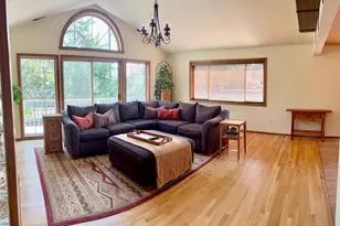 250 Sheridan St, Ashland, OR 97520 - Photo 6