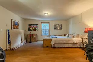 250 Sheridan St, Ashland, OR 97520 - Photo 28